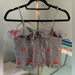 Chelsea And Violet Black And Red Floral Crop Top Size Medium